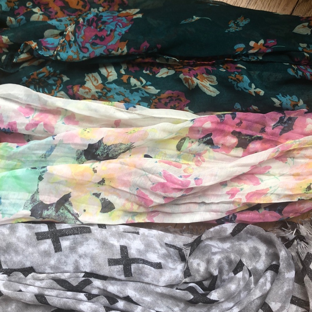 Scarf Bundle - image 2